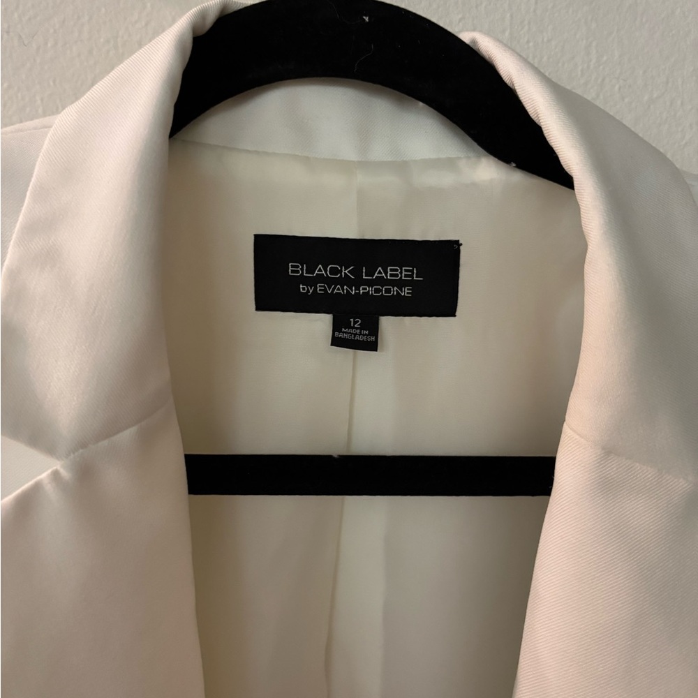 Stunning white Evan Picone Single-Button Tailored Blazer - Picture 3 of 8